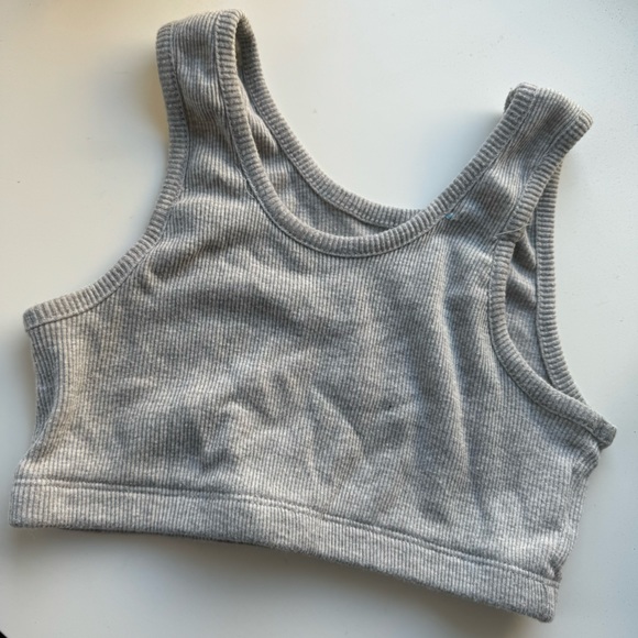 Gray Stretchy Crop Top - Picture 3 of 3